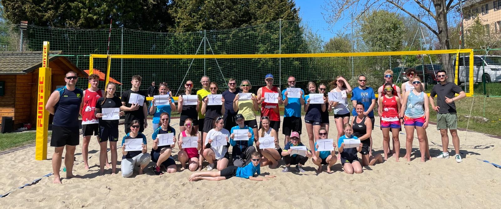 Beach Volleyball Team im Sand